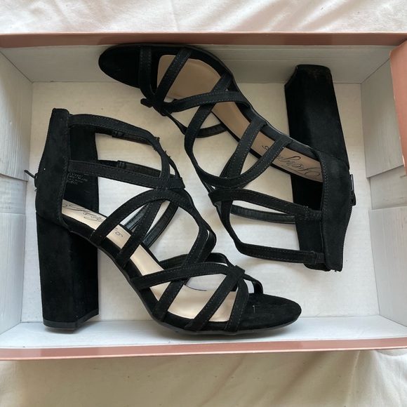 fergie black heels